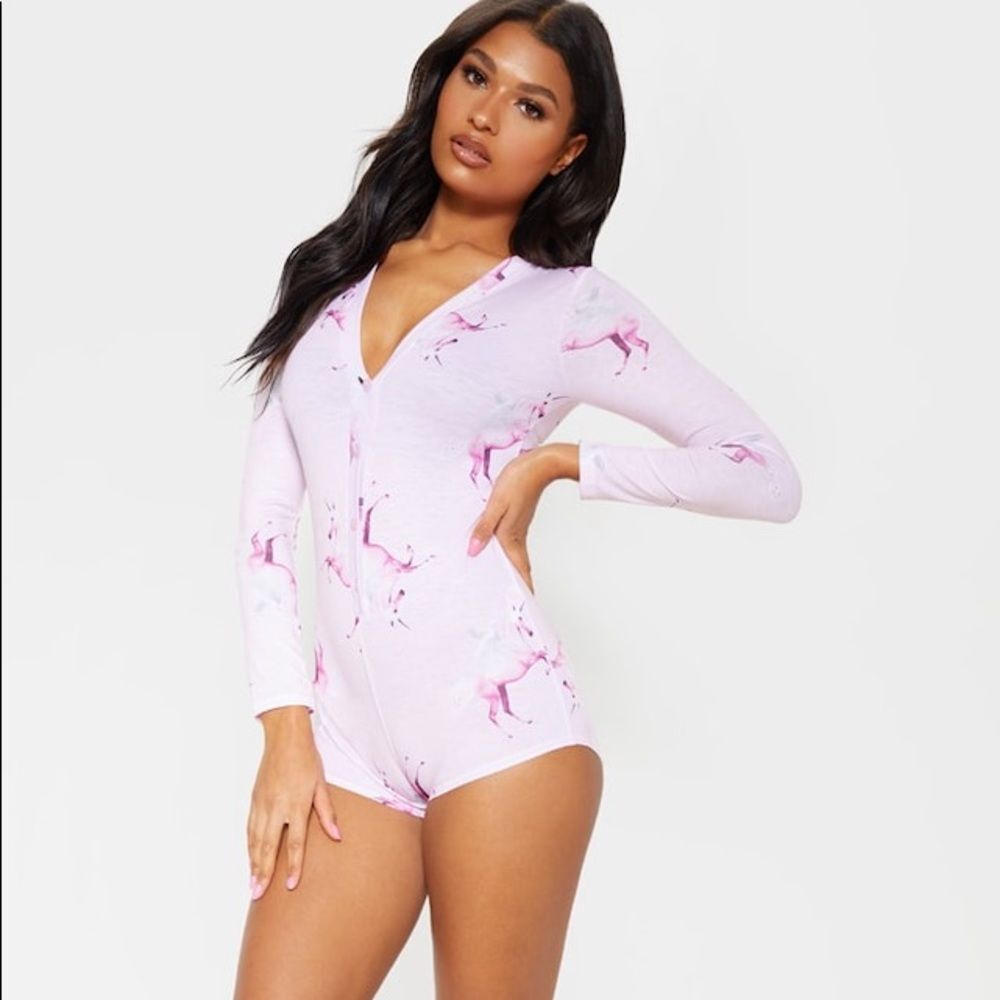 Quarantine and chill onesies🔥